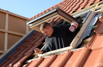 Pose de fenêtres de toit Velux au Bez